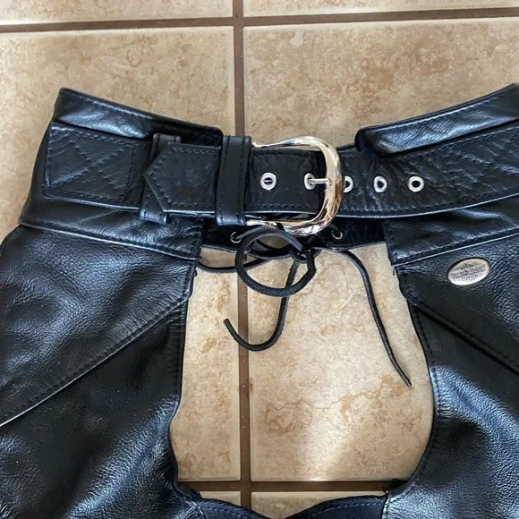 Women’s Authentic Harley Davidson Black Leather Chaps Like New Condition X Small - Picture 3 of 8